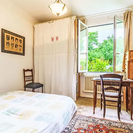 Chemin Des Carrieres By Interhome